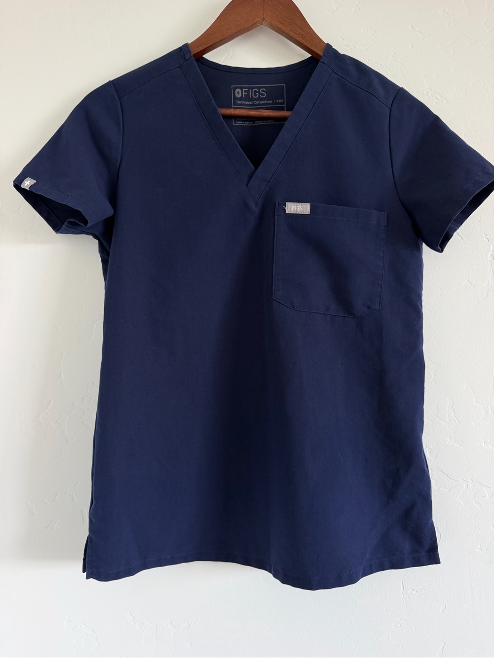 FIGS Catarina One-Pocket Scrub Top XXS Navy Blue Technical Collection